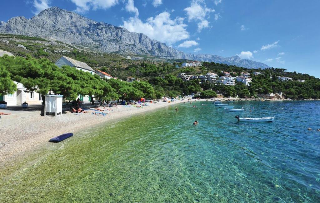 Villa Kristina - Ferienhaus Baska Voda - Topici, Private Outdoor Swimmingpool, Wifi Exteriör bild