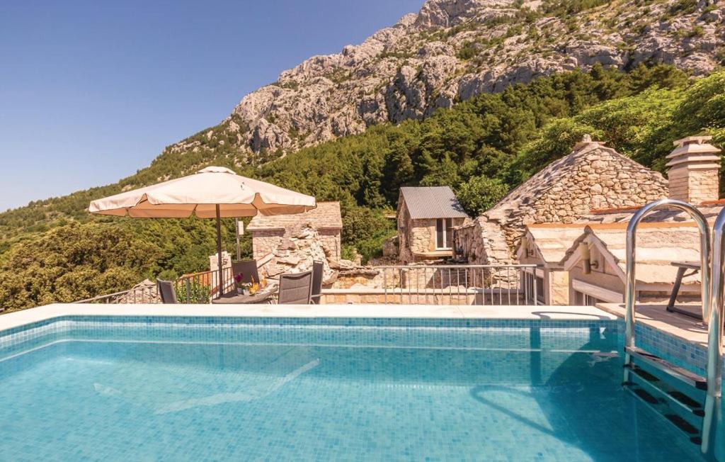 Villa Kristina - Ferienhaus Baska Voda - Topici, Private Outdoor Swimmingpool, Wifi Exteriör bild