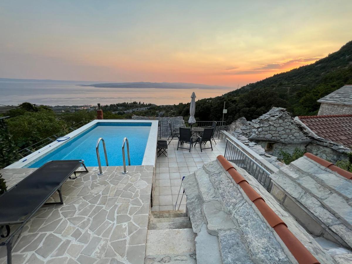 Villa Kristina - Ferienhaus Baska Voda - Topici, Private Outdoor Swimmingpool, Wifi Exteriör bild