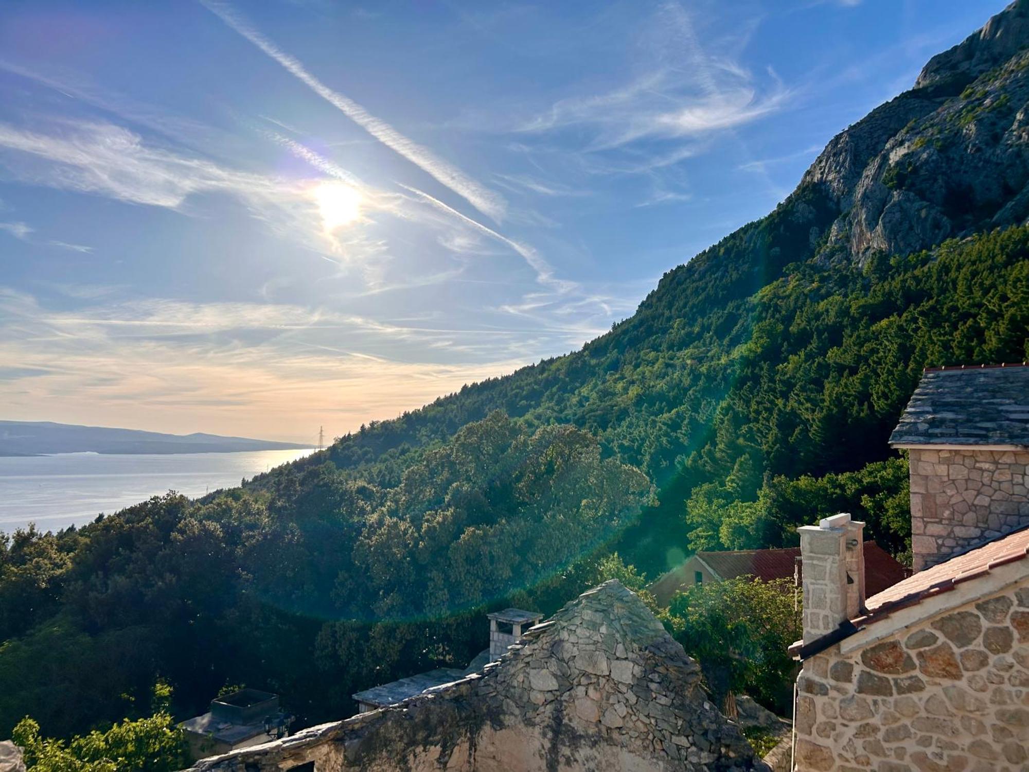Villa Kristina - Ferienhaus Baska Voda - Topici, Private Outdoor Swimmingpool, Wifi Exteriör bild